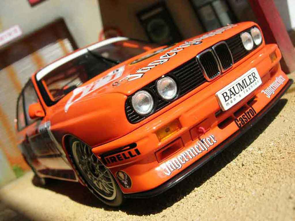 Bmw M3 E30 1/18 Minichamps DTM E30 team linder #18 hahne jagermeister modelauto