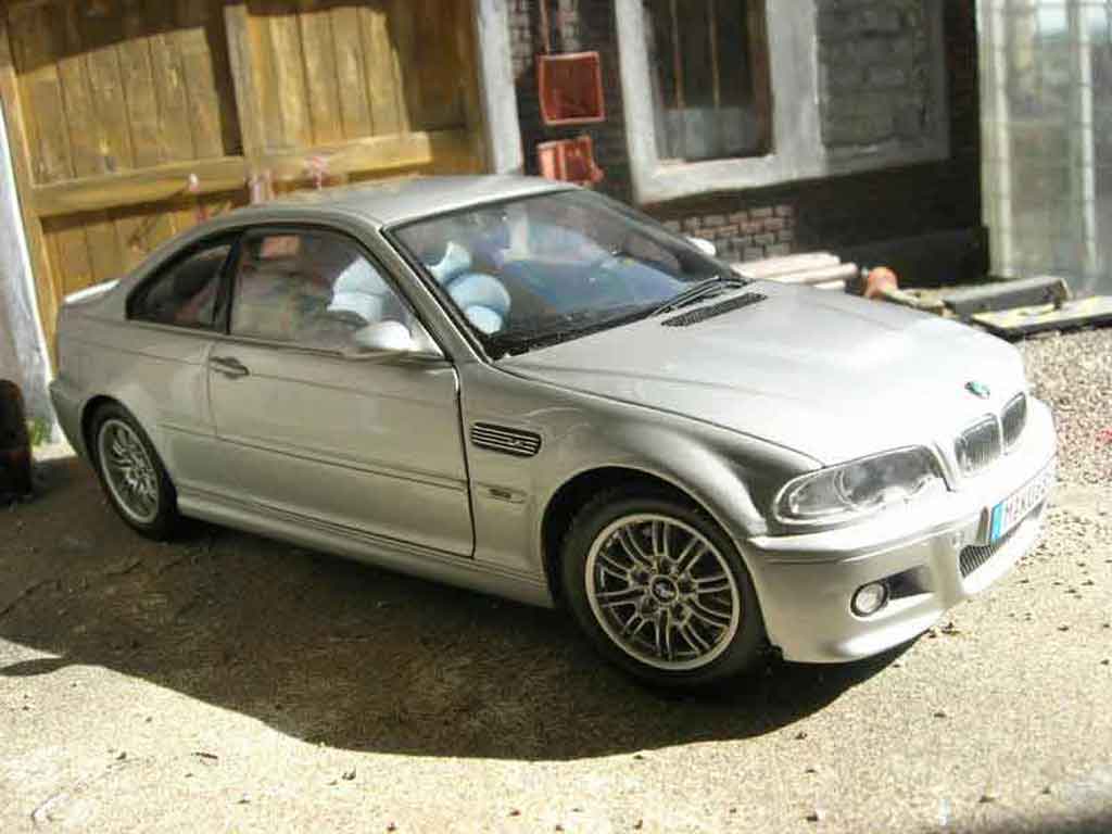 Bmw M3 coupe E46 grijs 1/18 Kyosho