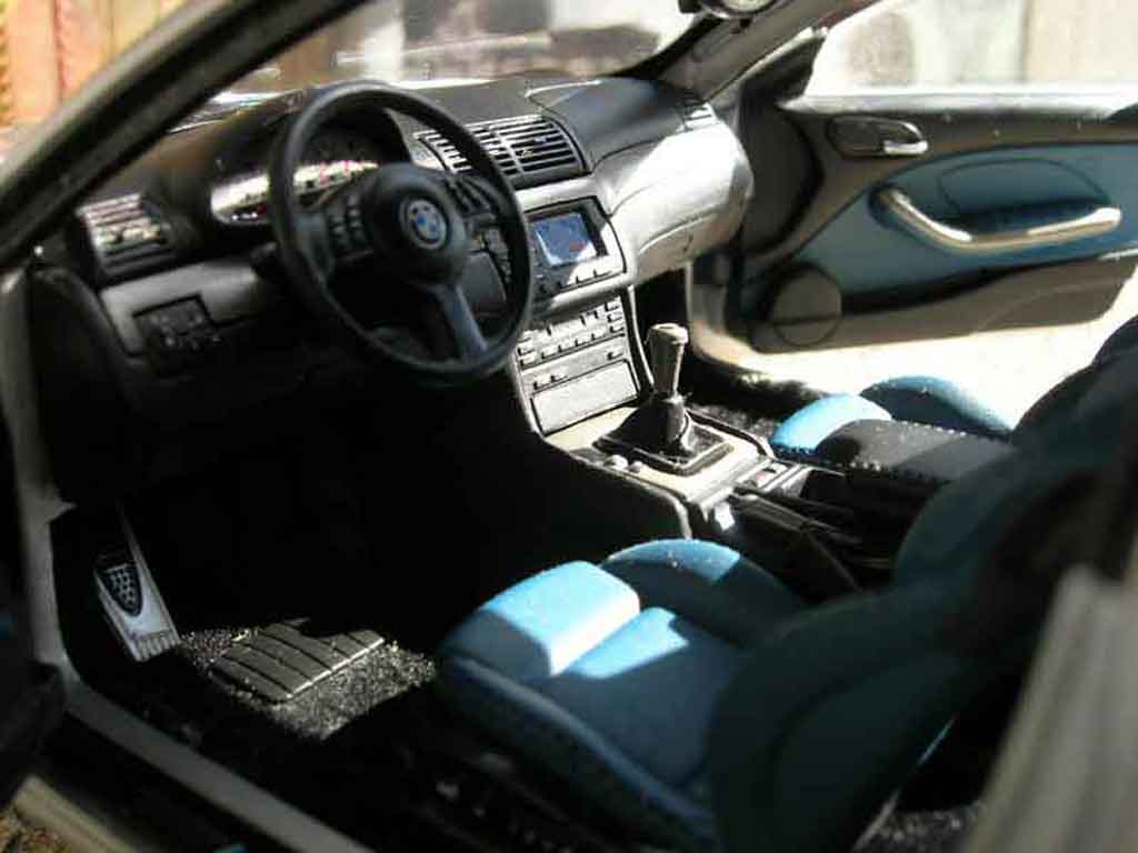 Bmw M3 coupe E46 grijs 1/18 Kyosho