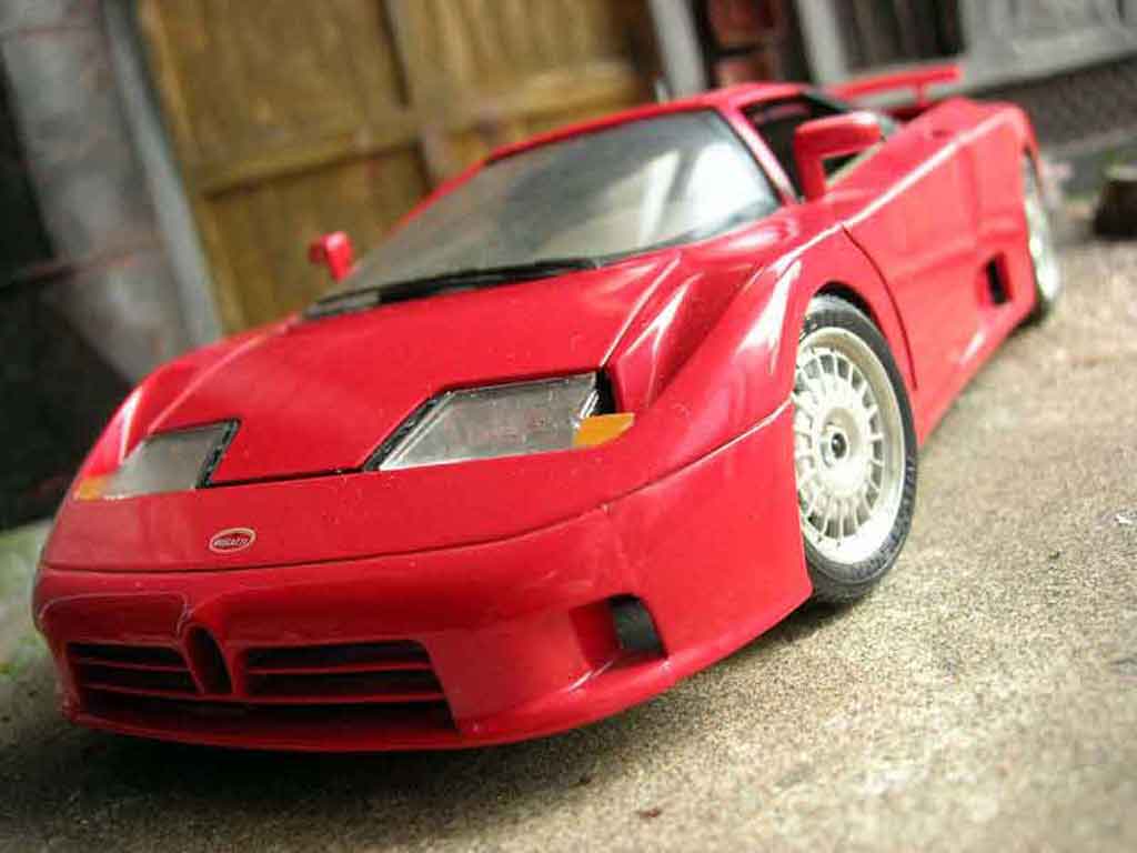 Bugatti EB110 GT 1/18 Burago