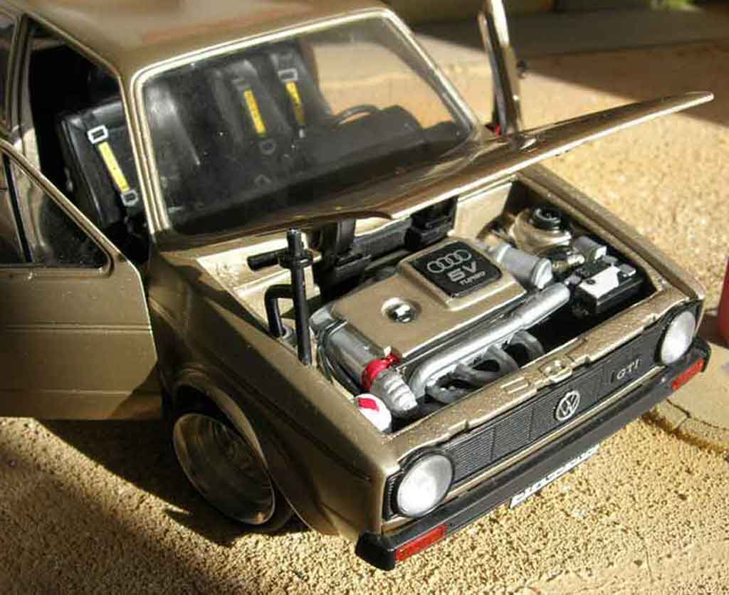 Volkswagen Golf GTI 1 german look swap moteur audi tt jantes bords larges 1/18 Solido