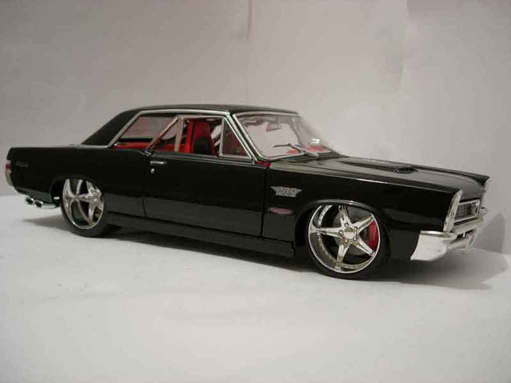 Pontiac GTO 1/18 Jada Toys 1965 modelauto