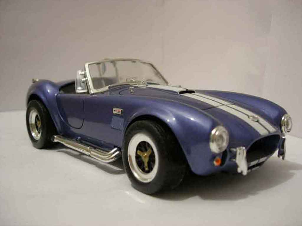 AC Cobra shelby 427 s/c blauw 1/18 Road Signature