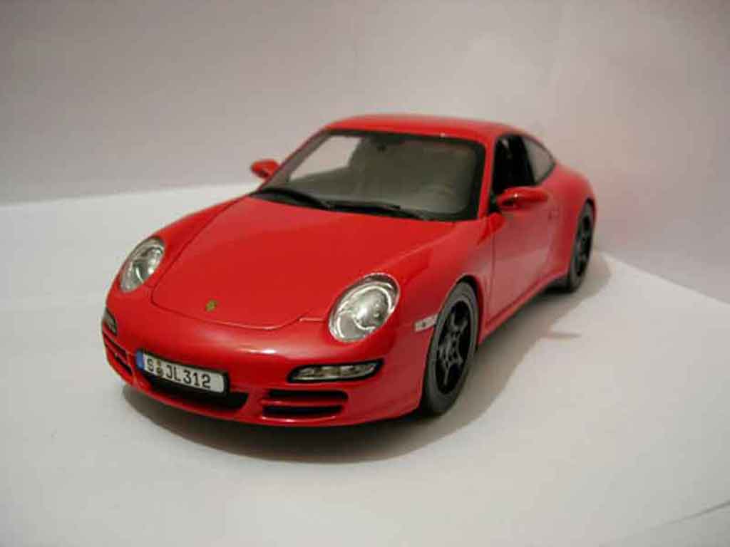 Porsche 997 4S 1/18 Norev 4S rood modelauto