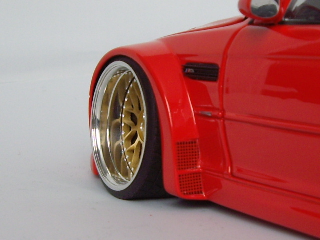 Bmw M3 coupe GTR E46 rood jantes bbs 19 pouces 1/18 Minichamps