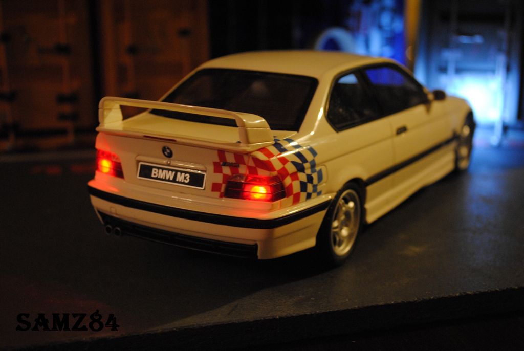 Bmw M3 ltw E36 Light Weight LED 1/18 Ottomobile
