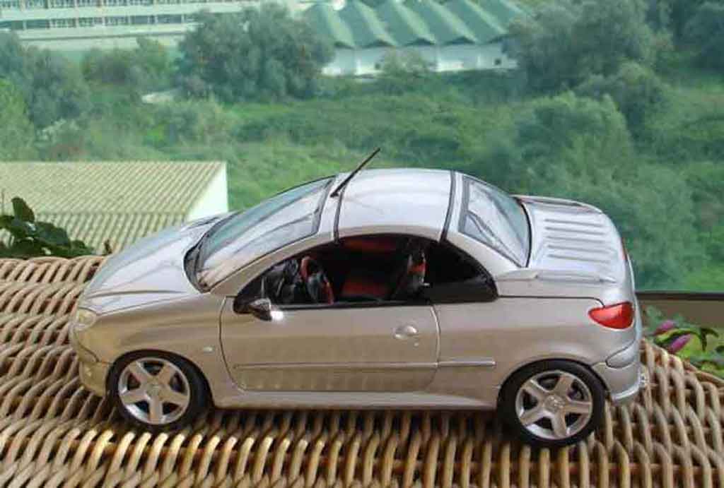 Peugeot 206 CC rc 1/18 Solido