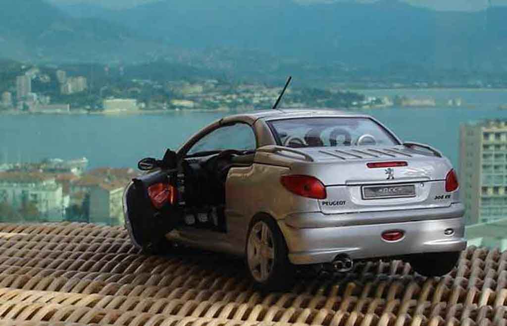 Peugeot 206 CC rc 1/18 Solido