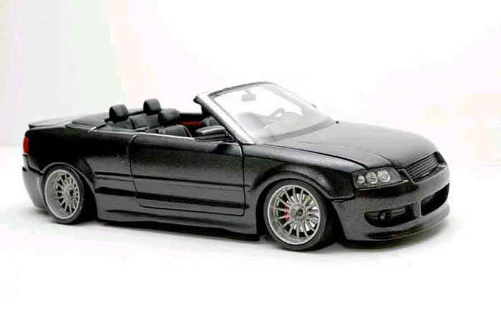 Audi A4 cabriolet 1/18 Welly cabriolet v6 3l german look zwart modelauto