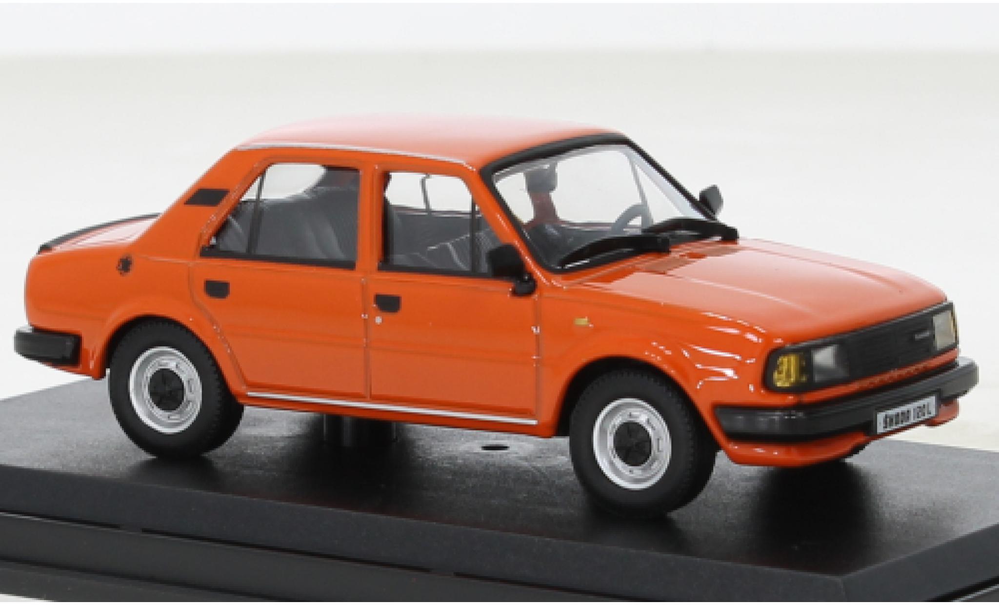 Skoda 120 1/43 Abrex L oranje 1984 modelauto