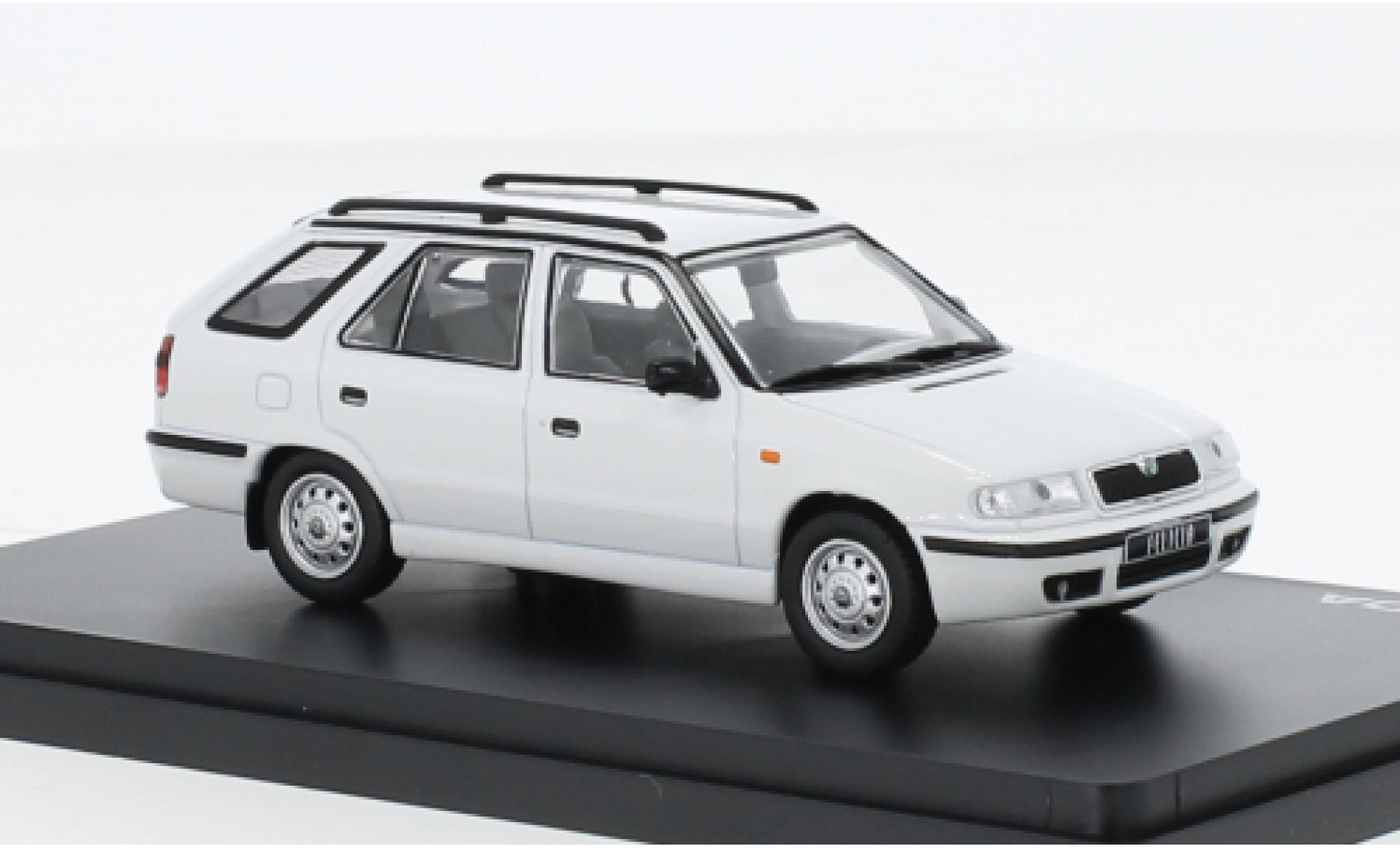 Skoda Felicia 1/43 Abrex FL combi wit 1998 modelauto