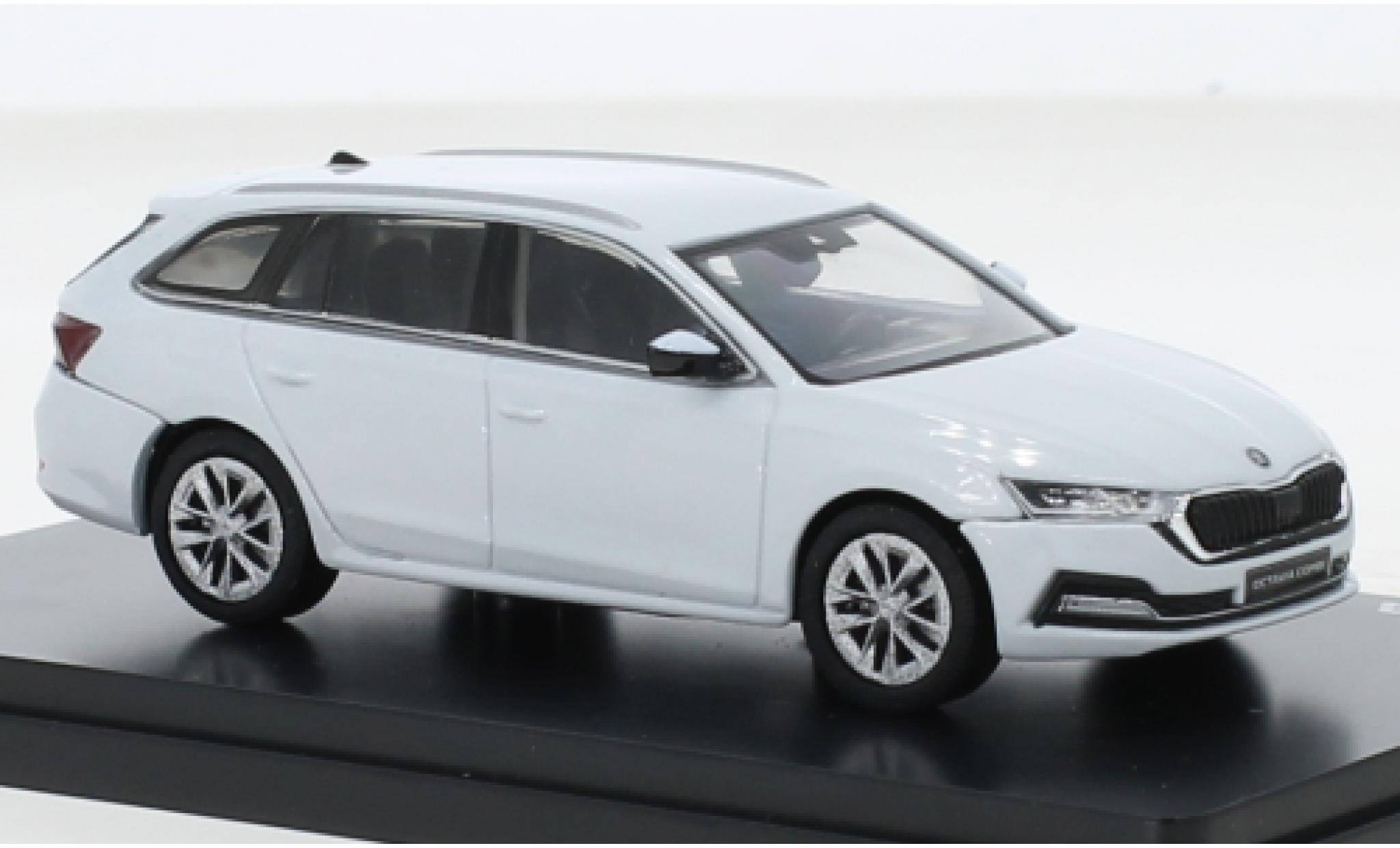 Skoda Octavia 1/43 Abrex IV Combi metallic wit 2020 modelauto