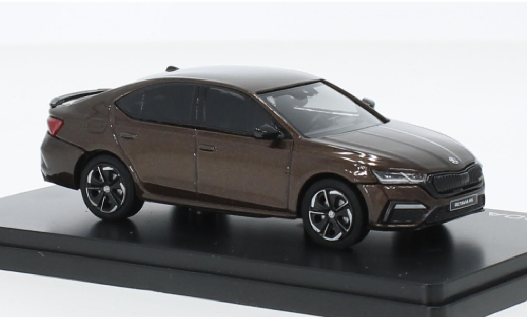 Skoda Octavia 1/43 Abrex IV RS metallic brun 2020 modelauto