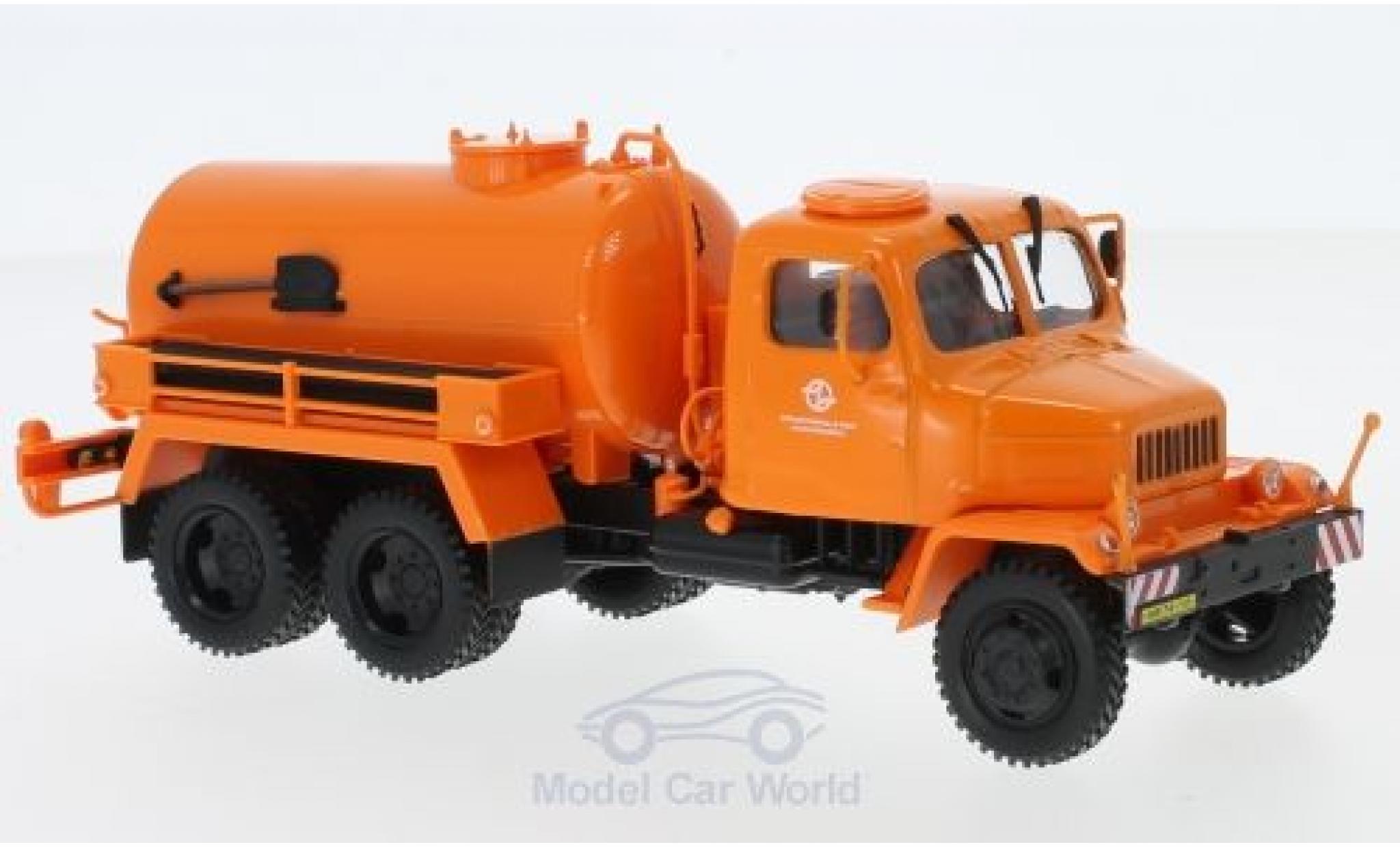 Praga V3S 1/43 Abrex Tankwagen Municipal Transportation Company Prag 1967 modelauto