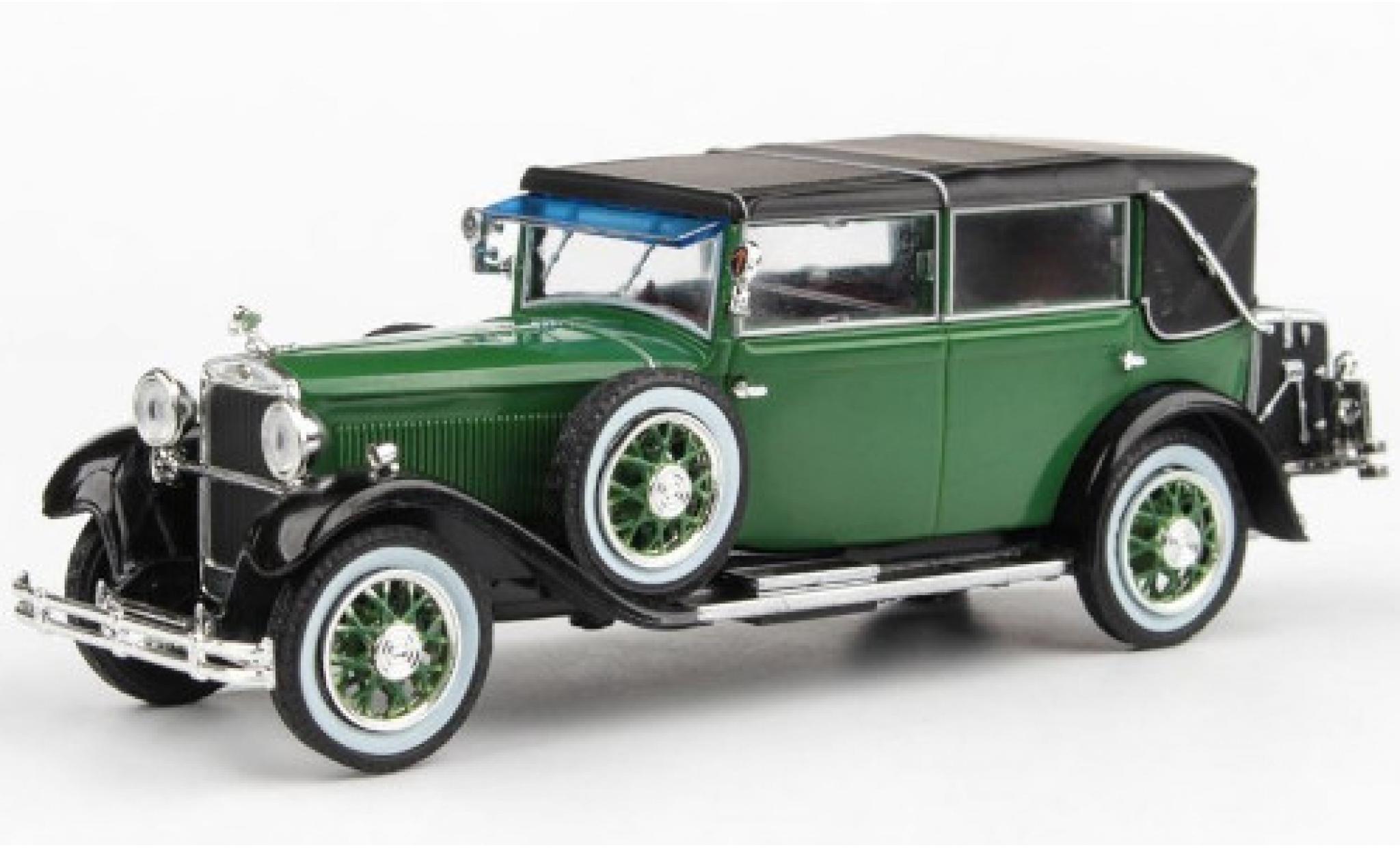 Skoda 860 1/43 Abrex groen/zwart RHD 1932 ferm&eacute; Verdeck modelauto