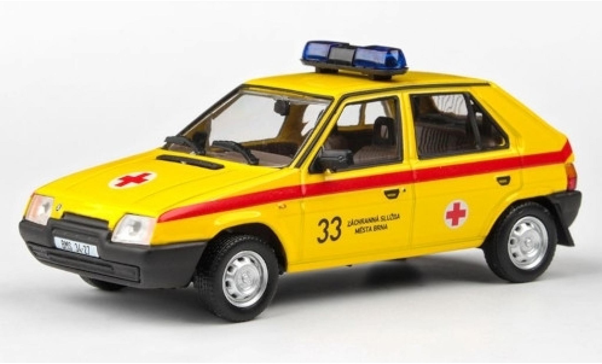 Skoda Favorit 1/43 Abrex 136L Rotes Kreuz 1988 modelauto