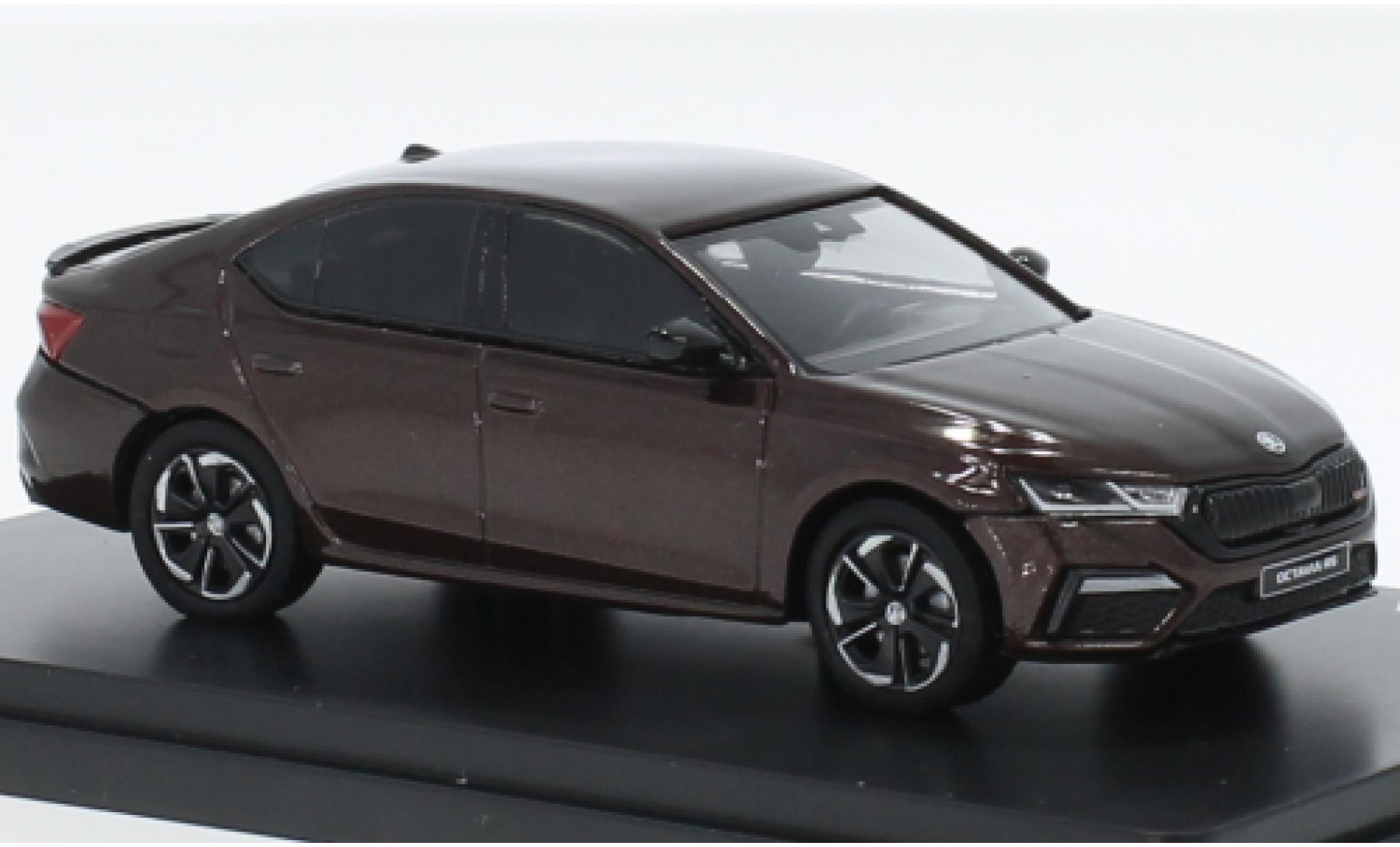 Skoda Octavia 1/43 Abrex IV RS metallic bruin 2020 1:43 modelauto
