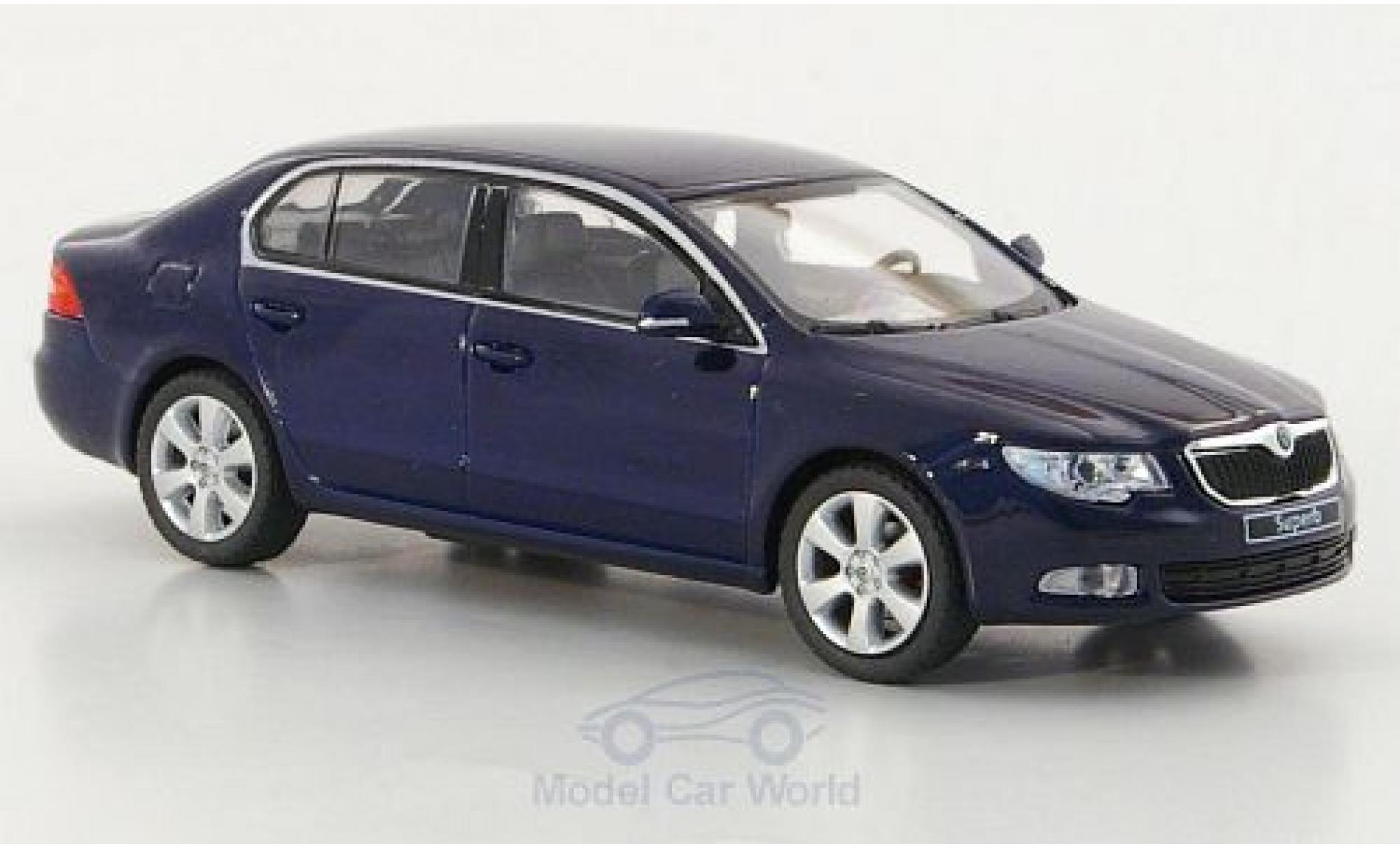 Skoda Superb 1/43 Abrex II metallic blauw modelauto