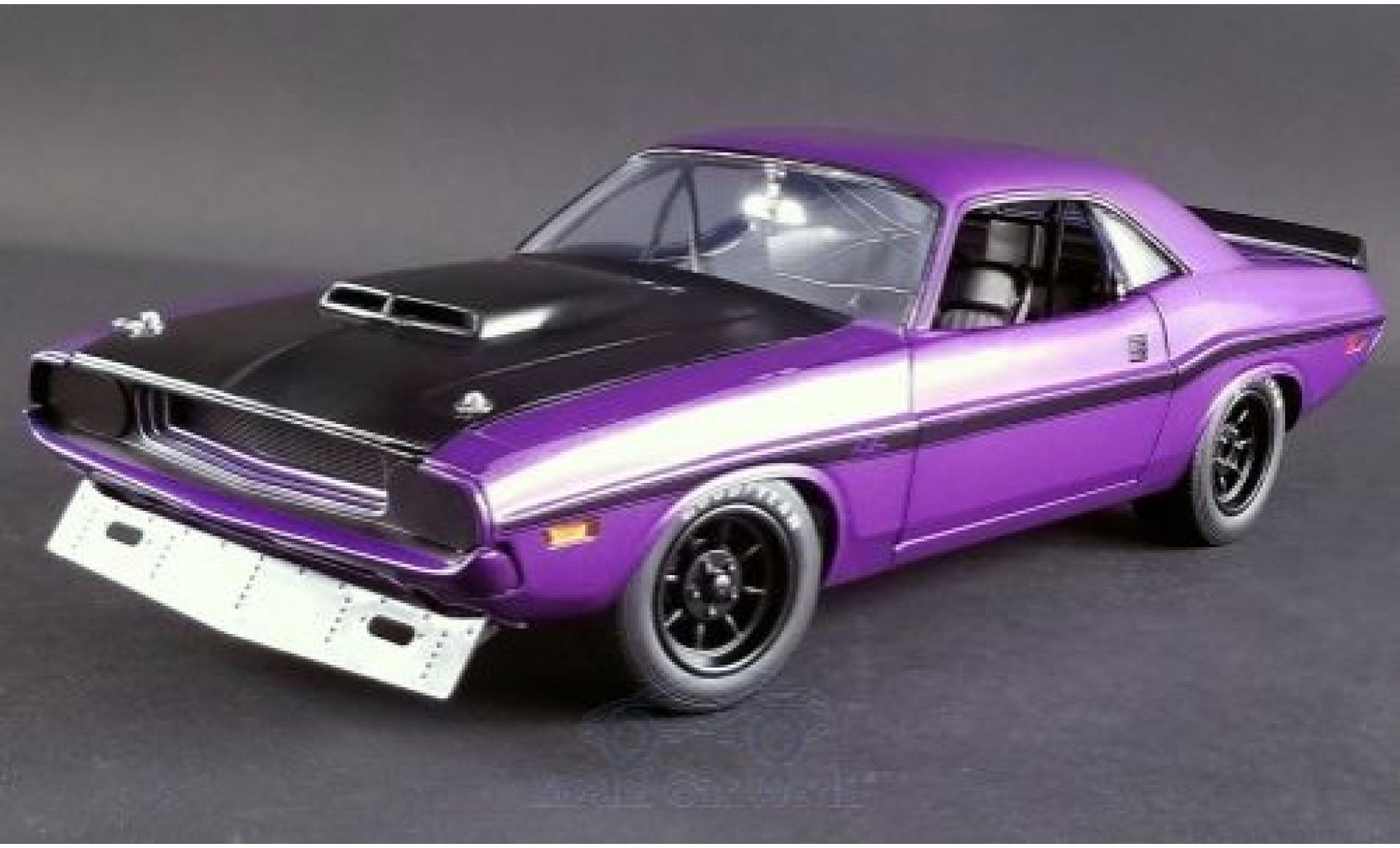 Dodge Challenger 1/18 ACME paarsee/zwart 1970 modelauto
