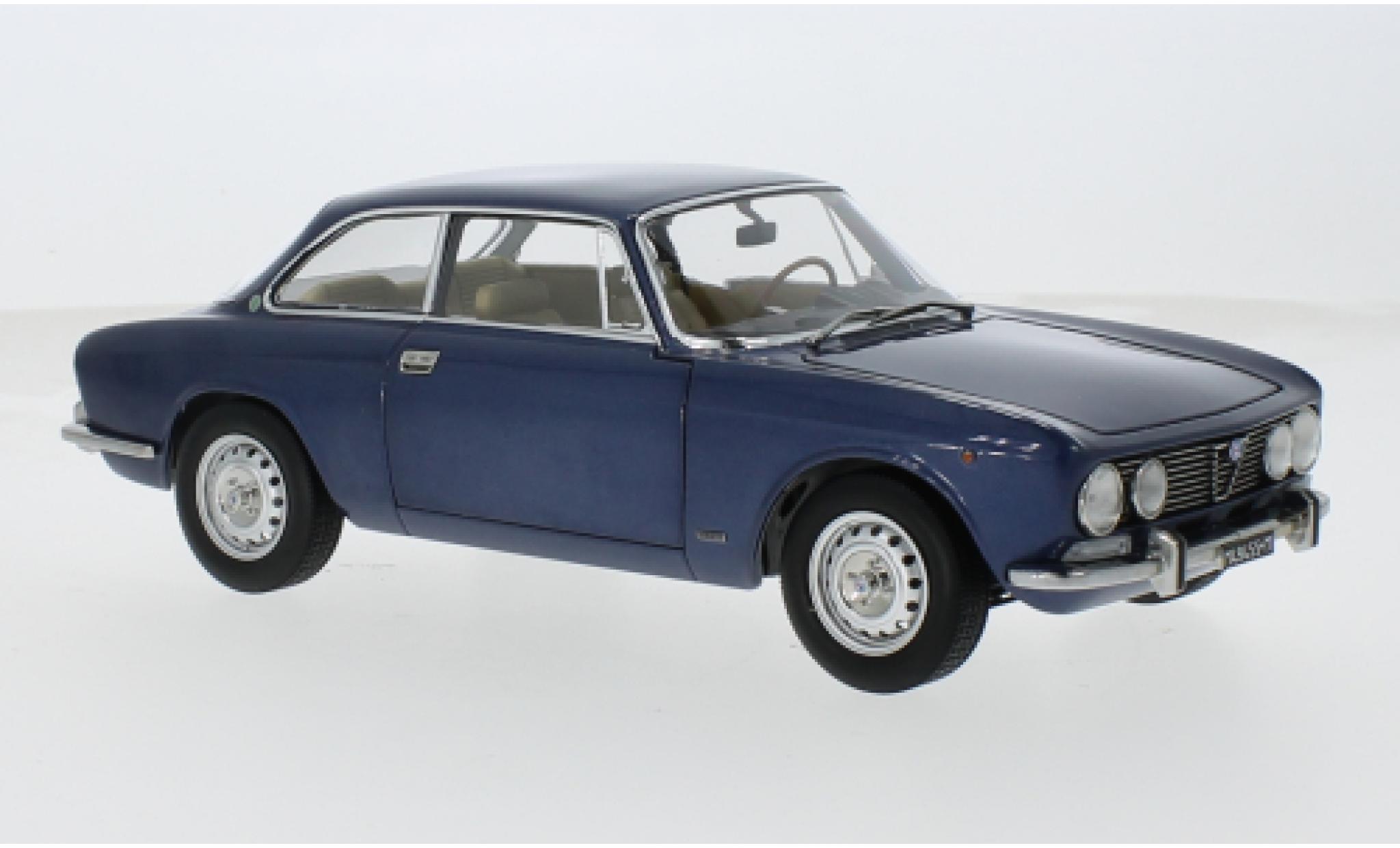 Alfa Romeo 2000 1/18 Norev GTV blauw 1973 1:18 modelauto
