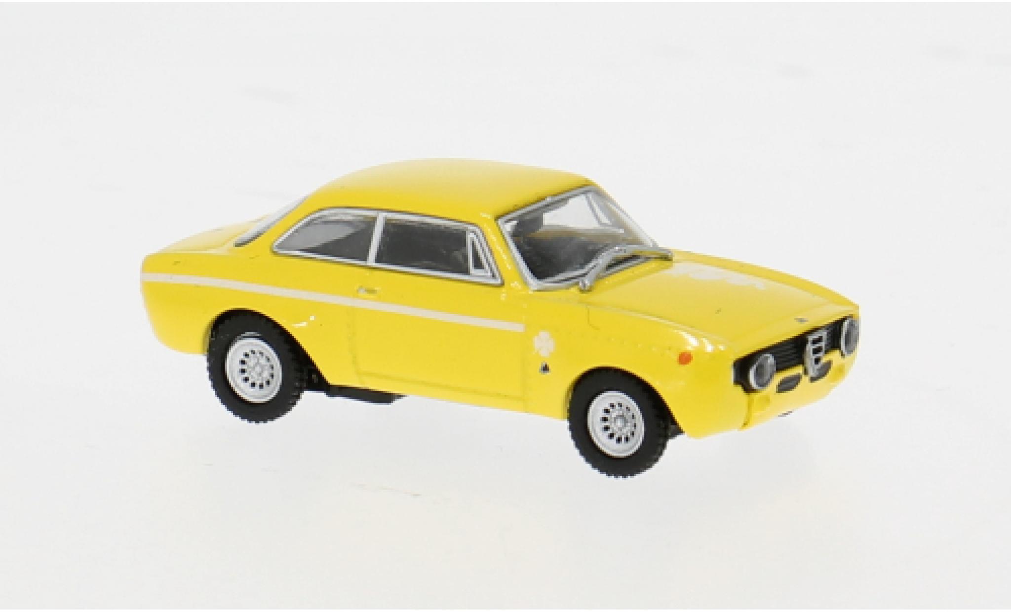 Alfa Romeo GT 1/87 Minichamps A 1300 Junior geel 1972 1:87 modelauto