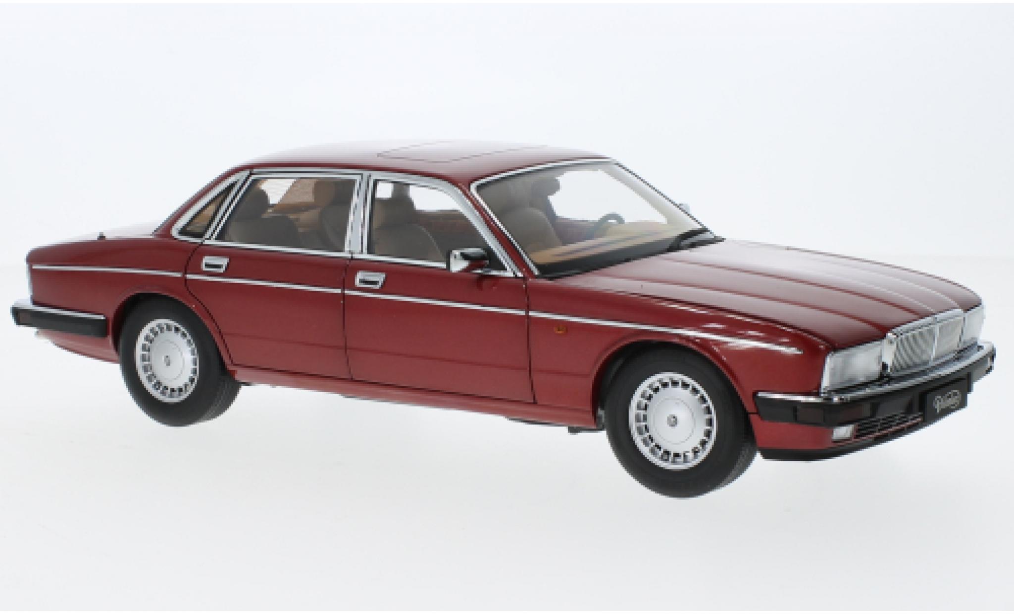 Jaguar XJ 1/18 Almost Real 6 (40) metallic rood modelauto