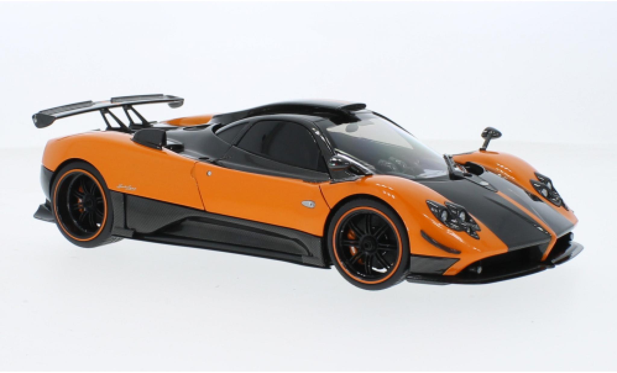 Pagani Zonda 1/18 Almost Real Cinque Coupe oranje/zwart 2009 1:18 modelauto