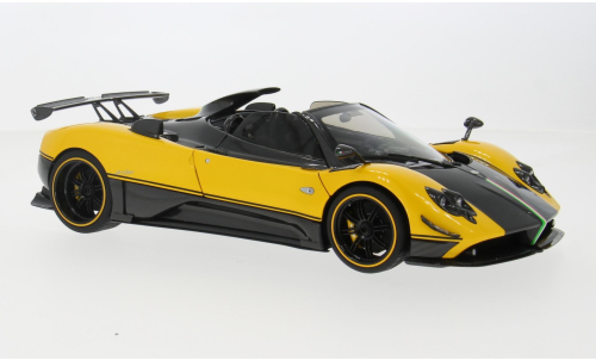 Pagani Zonda 1/18 Almost Real cinque geel/zwart 2009 1:18 modelauto