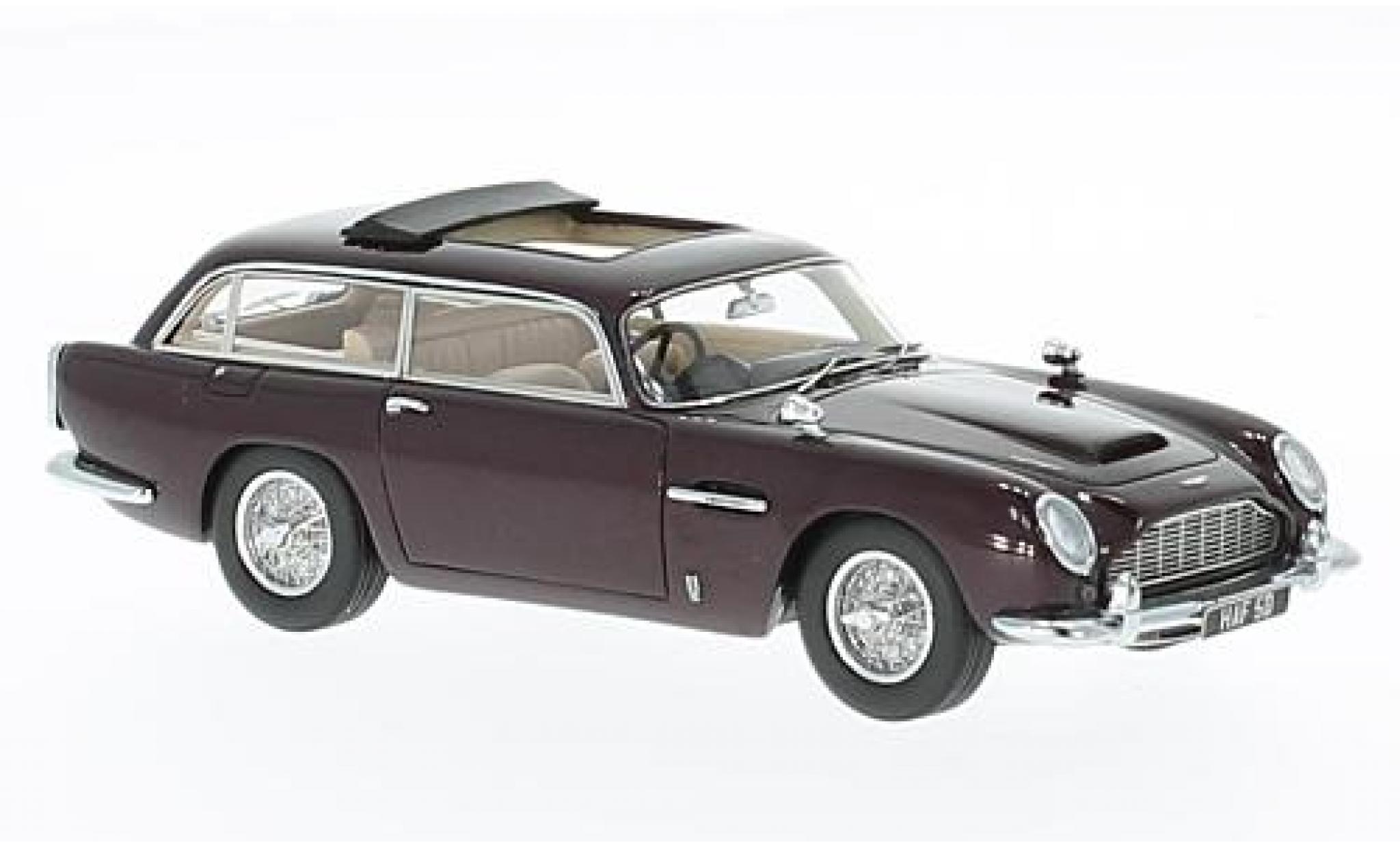 Aston Martin DB5 1/43 Matrix Shooting B rood 1:43 modelauto