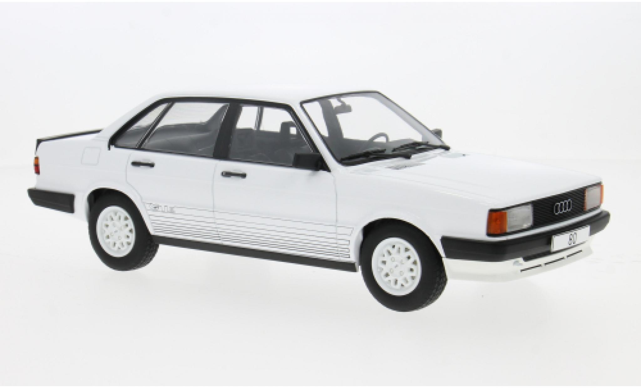 Audi 80 1/18 MCG GTE (B2) wit 1978 1:18 modelauto