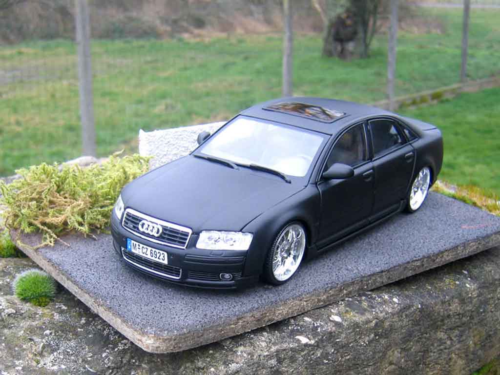 Audi A8 berline 4.2 TDI dub 1/18 Motormax