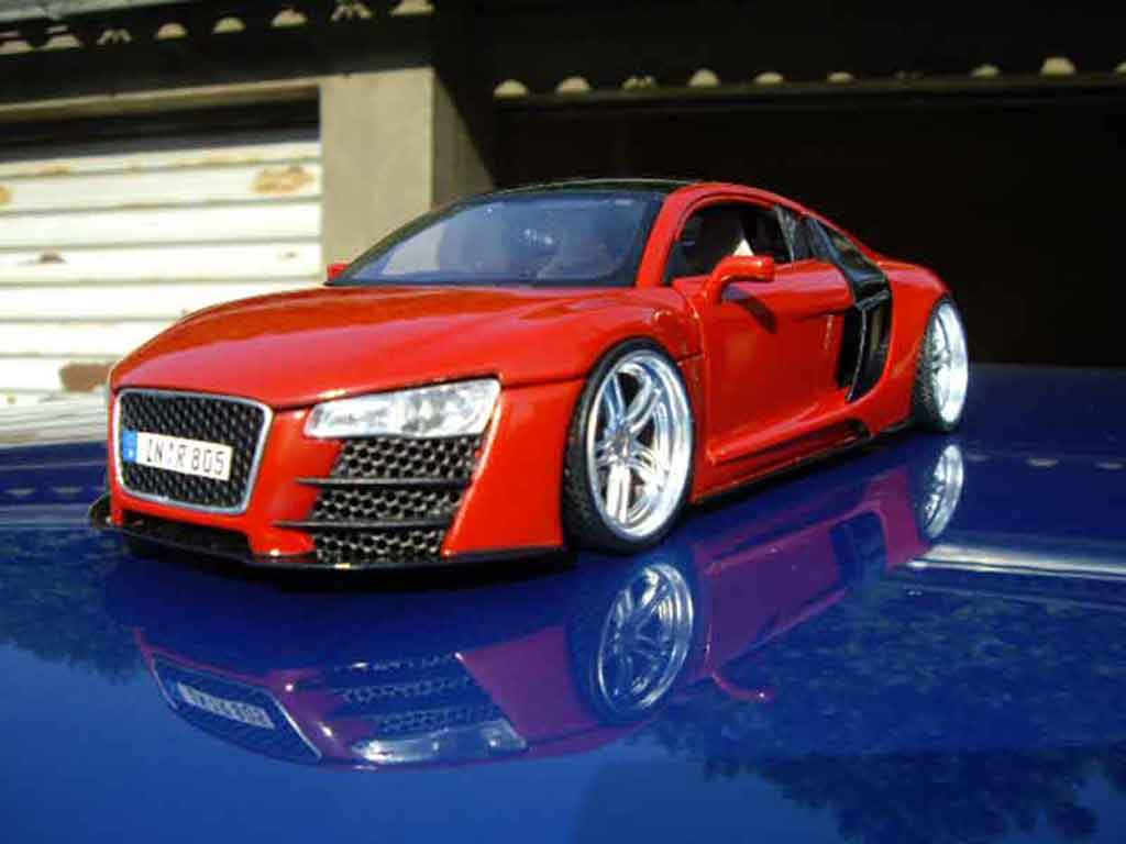 Audi R8 4.2 fsi tdi 1/18 Maisto