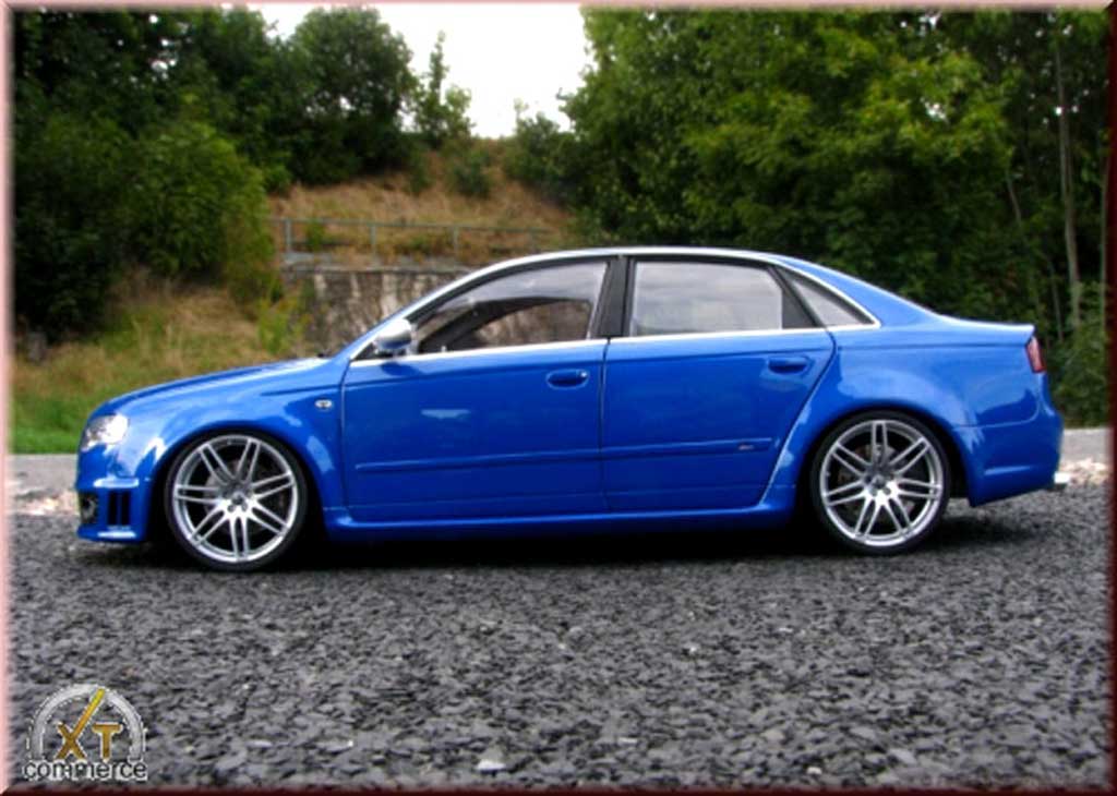 Audi RS4 berline blauw kit suspension rabaissee 1/18 Minichamps