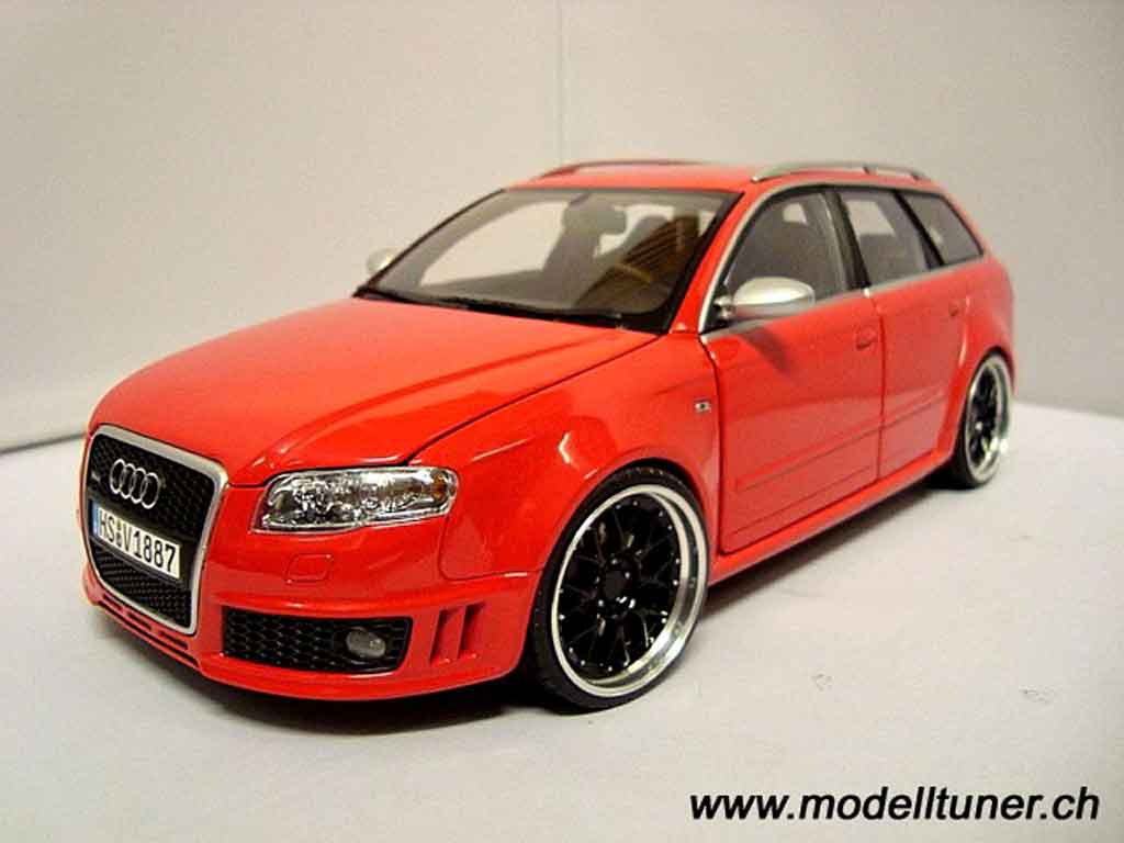 Audi RS4 1/18 Minichamps avant rood jantes 19 pouces bbs rs modelauto