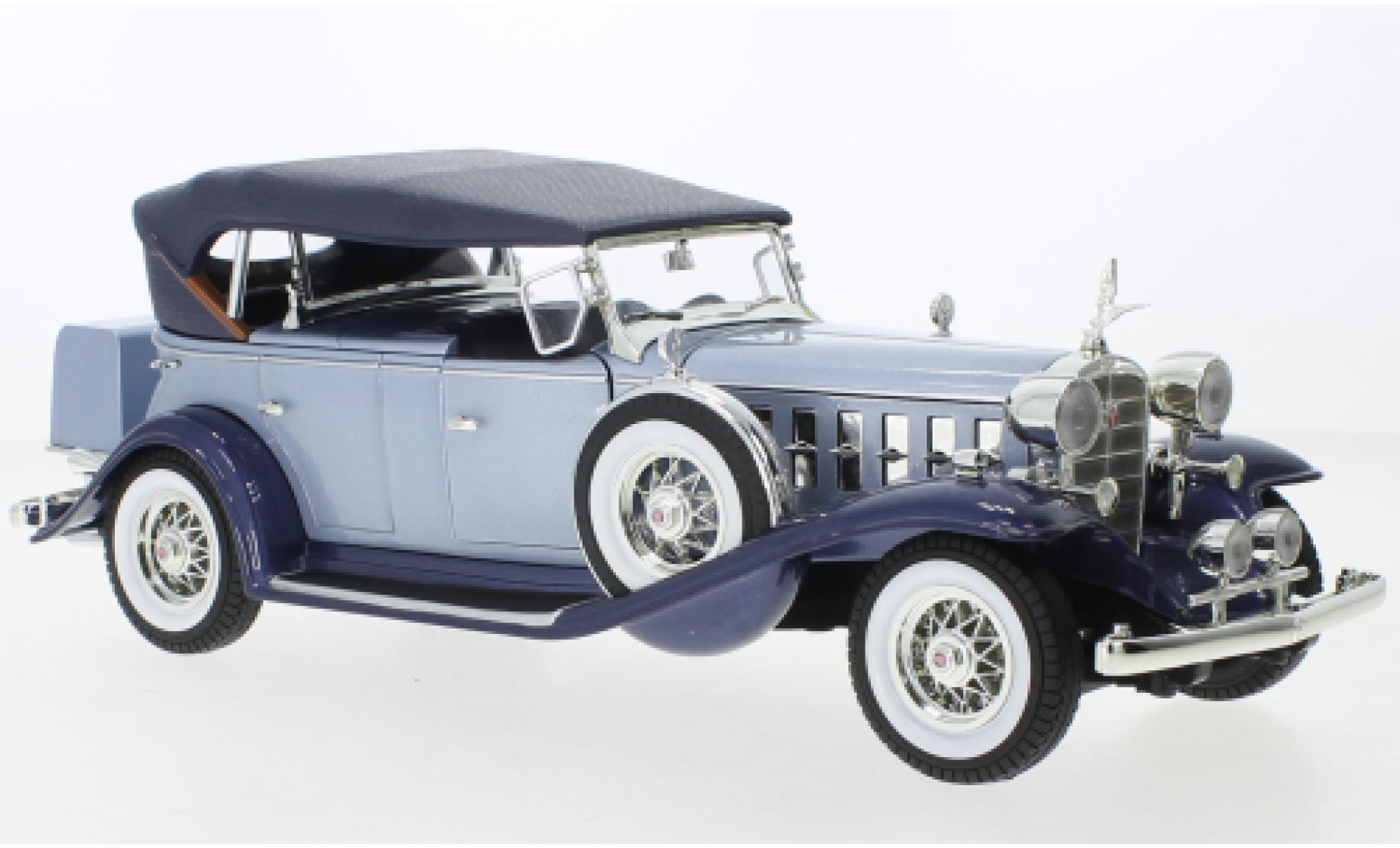 Cadillac V16 1/18 Auto World Sports Phaeton metallic blauw clair/blauw fonc&eacute; 1932 modelauto