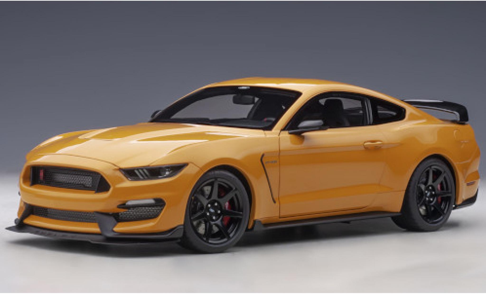 Shelby Mustang 1/18 AUTOart Ford GT-350R metallic oranje 2017 modelauto