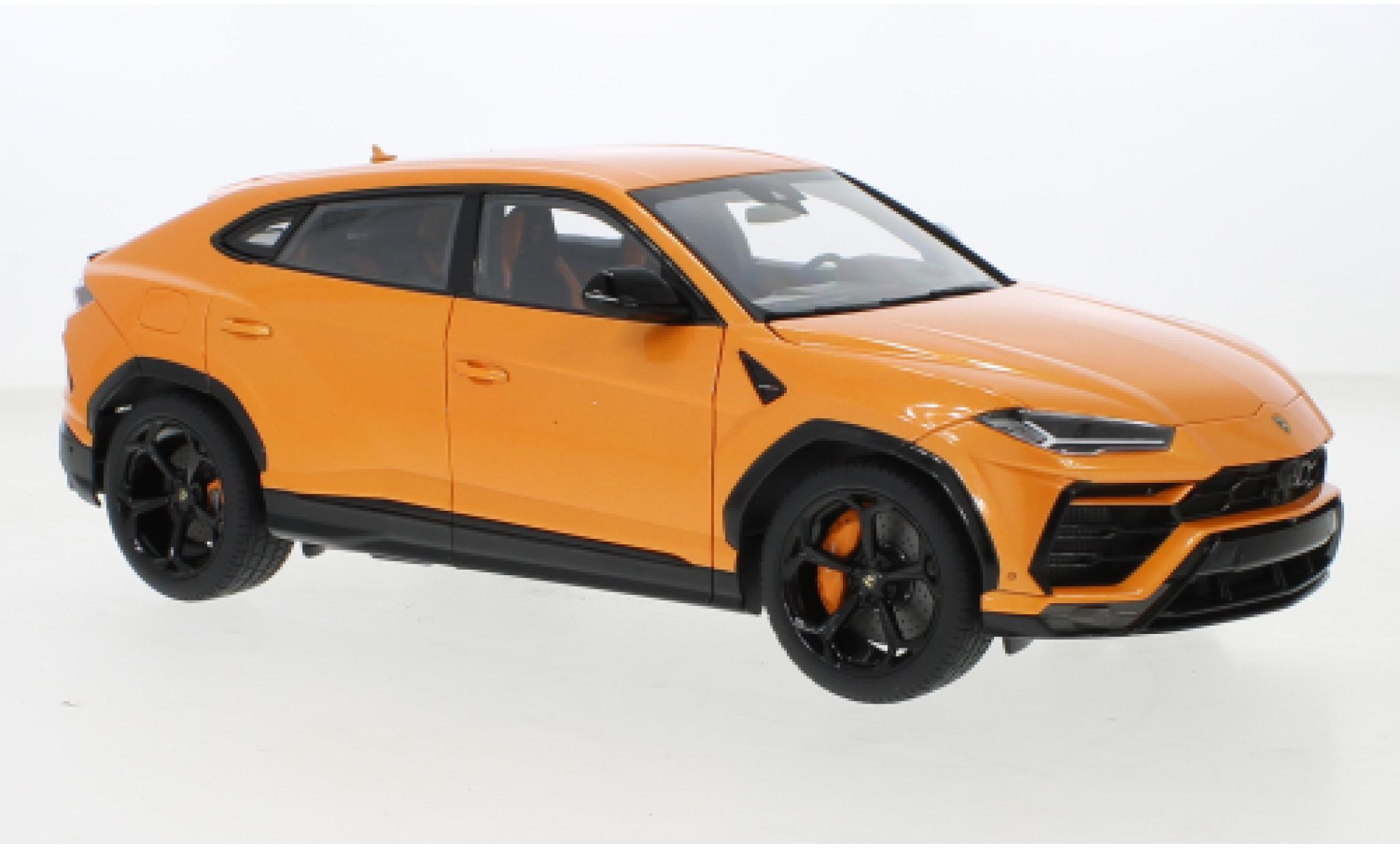 Lamborghini Urus 1/18 AUTOart metallic oranje 2018 modelauto