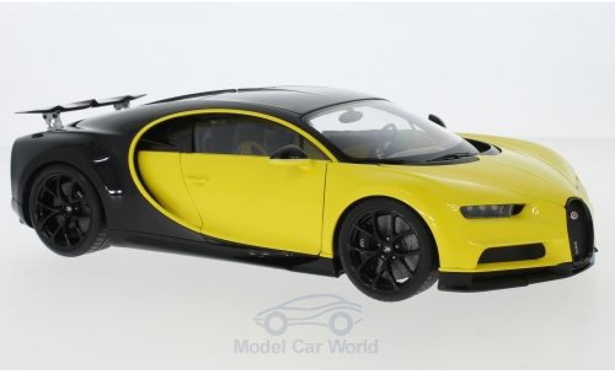 Bugatti Chiron 1/18 AUTOart geel/zwart 2017 modelauto