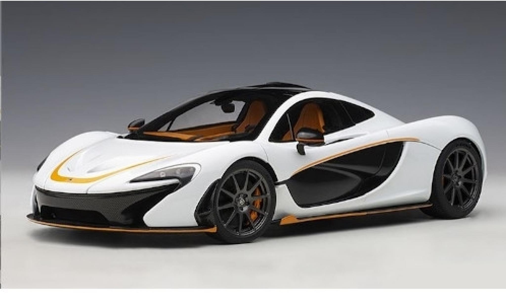 McLaren P1 1/18 AUTOart wit/oranje 2013 modelauto