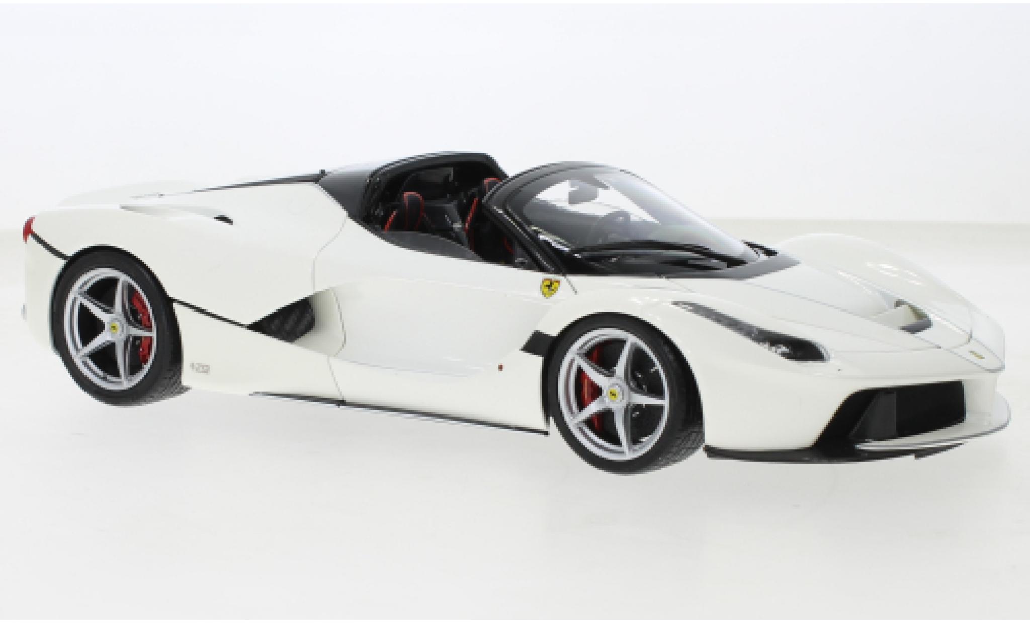 Ferrari LaFerrari 1/18 BBR Models La Aperta wit 2016 modelauto