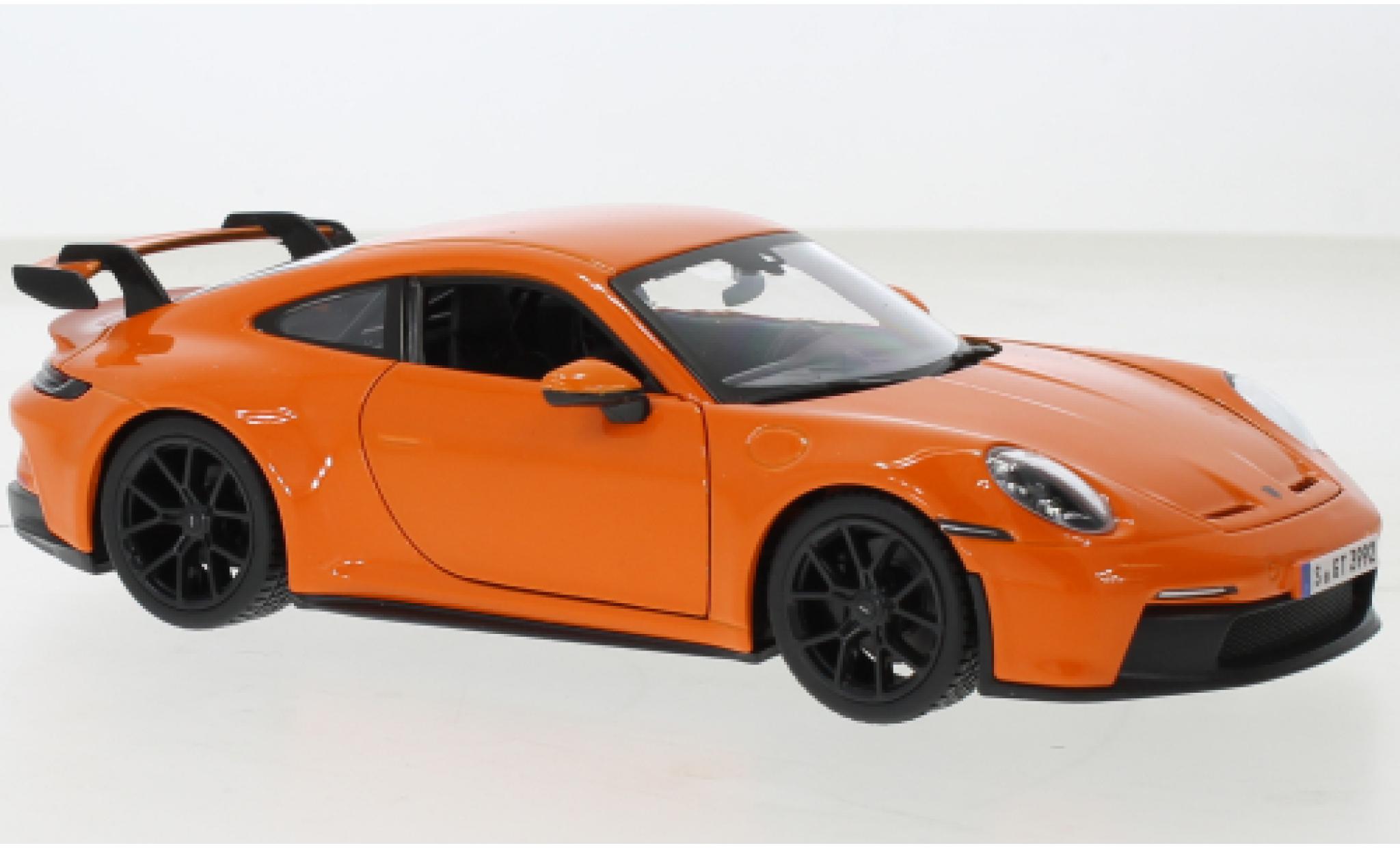 Porsche 992 GT3 1/24 Burago 911  metallic oranje 2021 modelauto