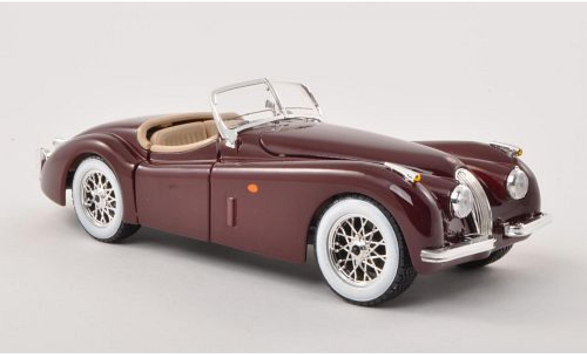 Jaguar XK 1/24 Burago 120 Roadster rood 1948 modelauto