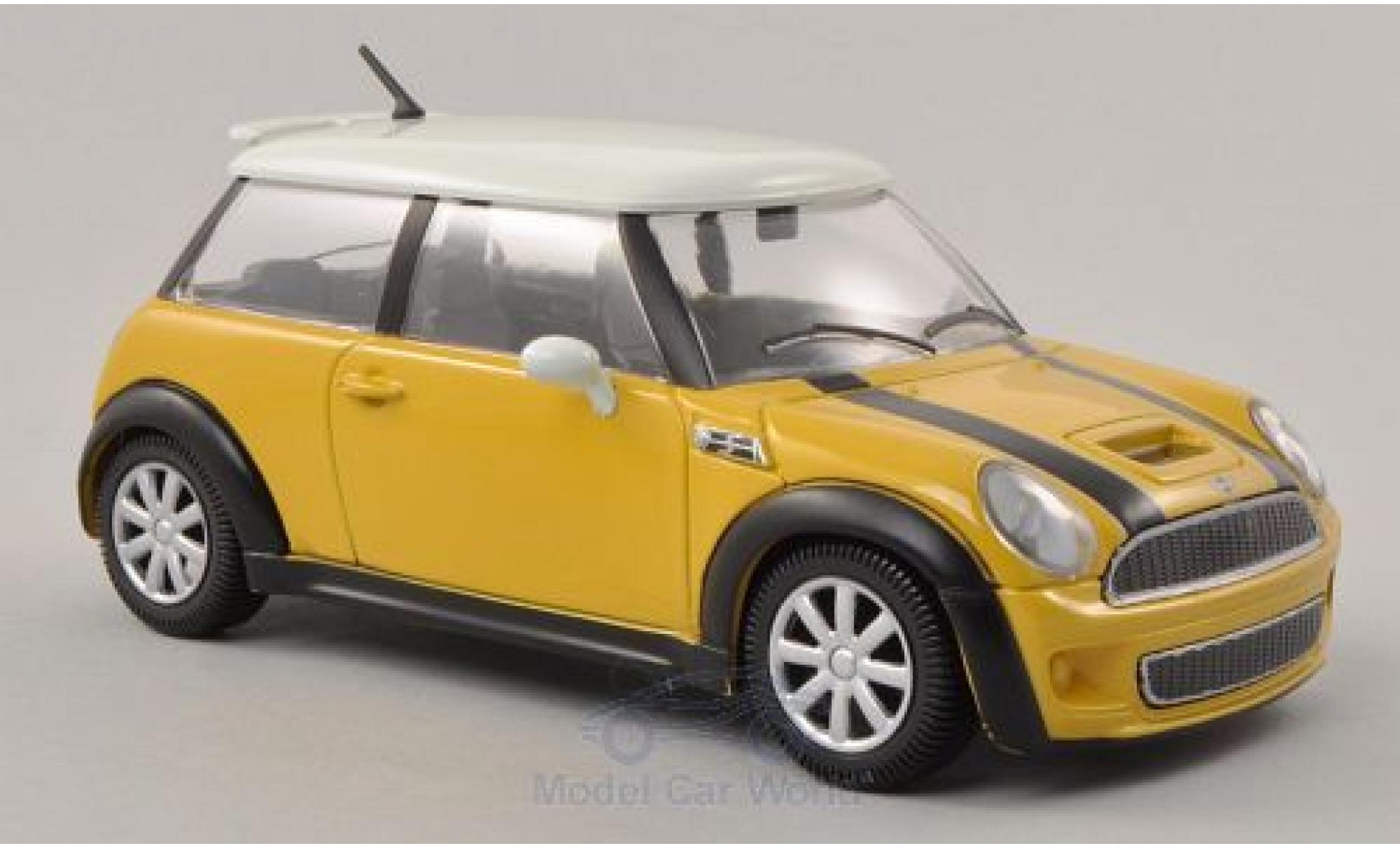 Mini Cooper 1/24 Burago S geel/wit ohne Vitrine modelauto