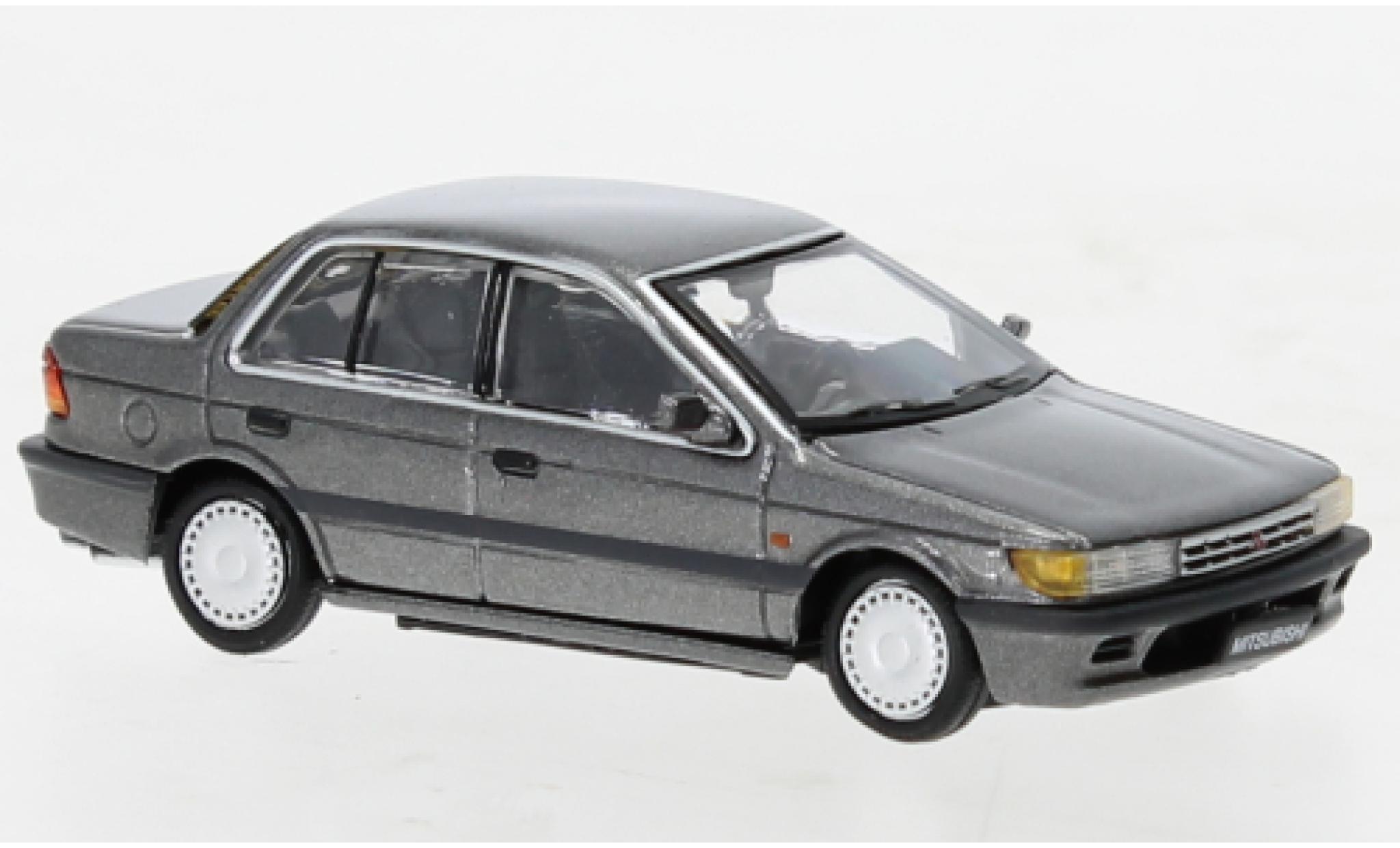 Mitsubishi Lancer 1/64 BM Creations GTI metallic grijs 1988 modelauto