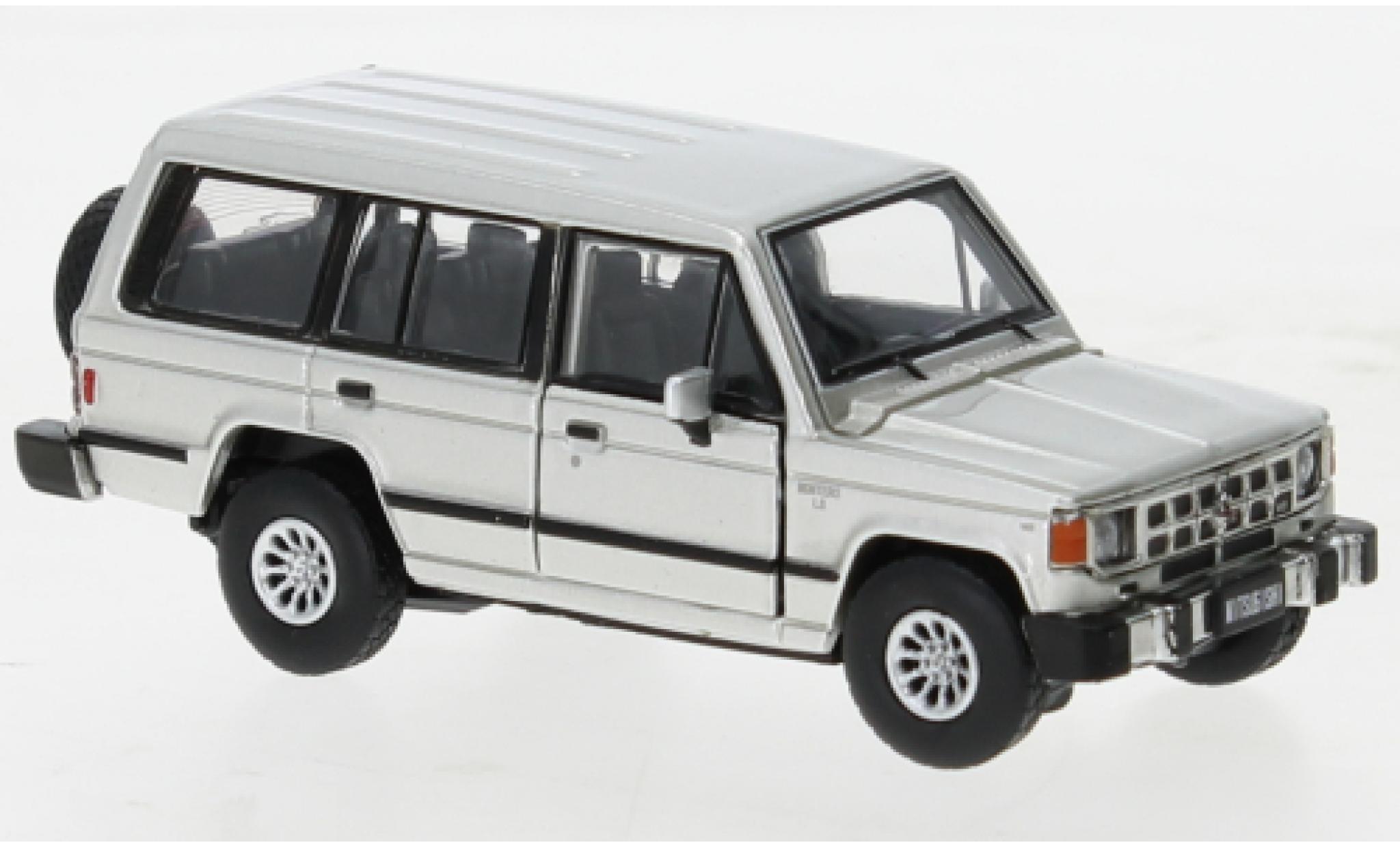 Mitsubishi Pajero 1/64 BM Creations MK1 d modelauto