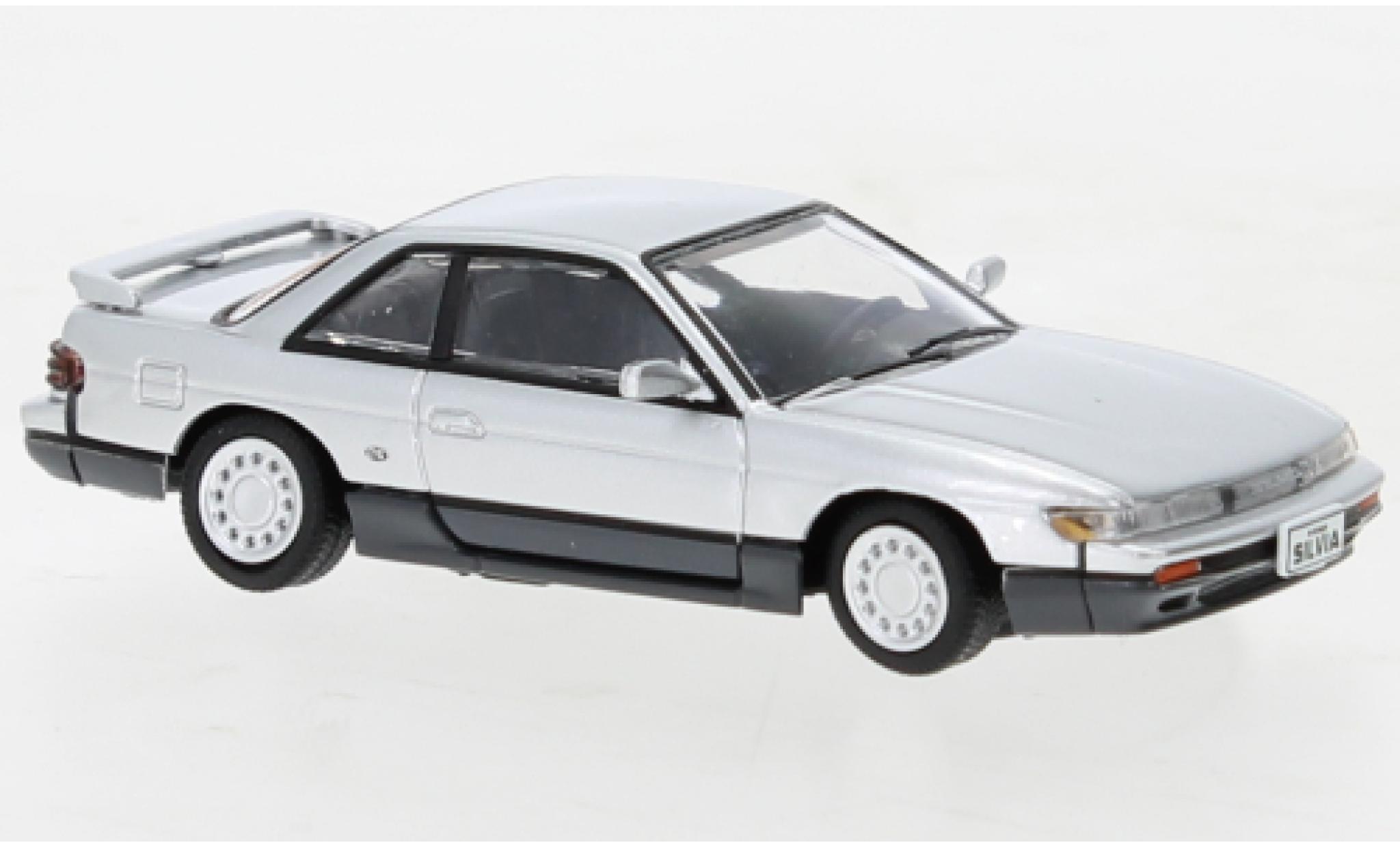 Nissan Silvia 1/64 BM Creations (S13) d modelauto