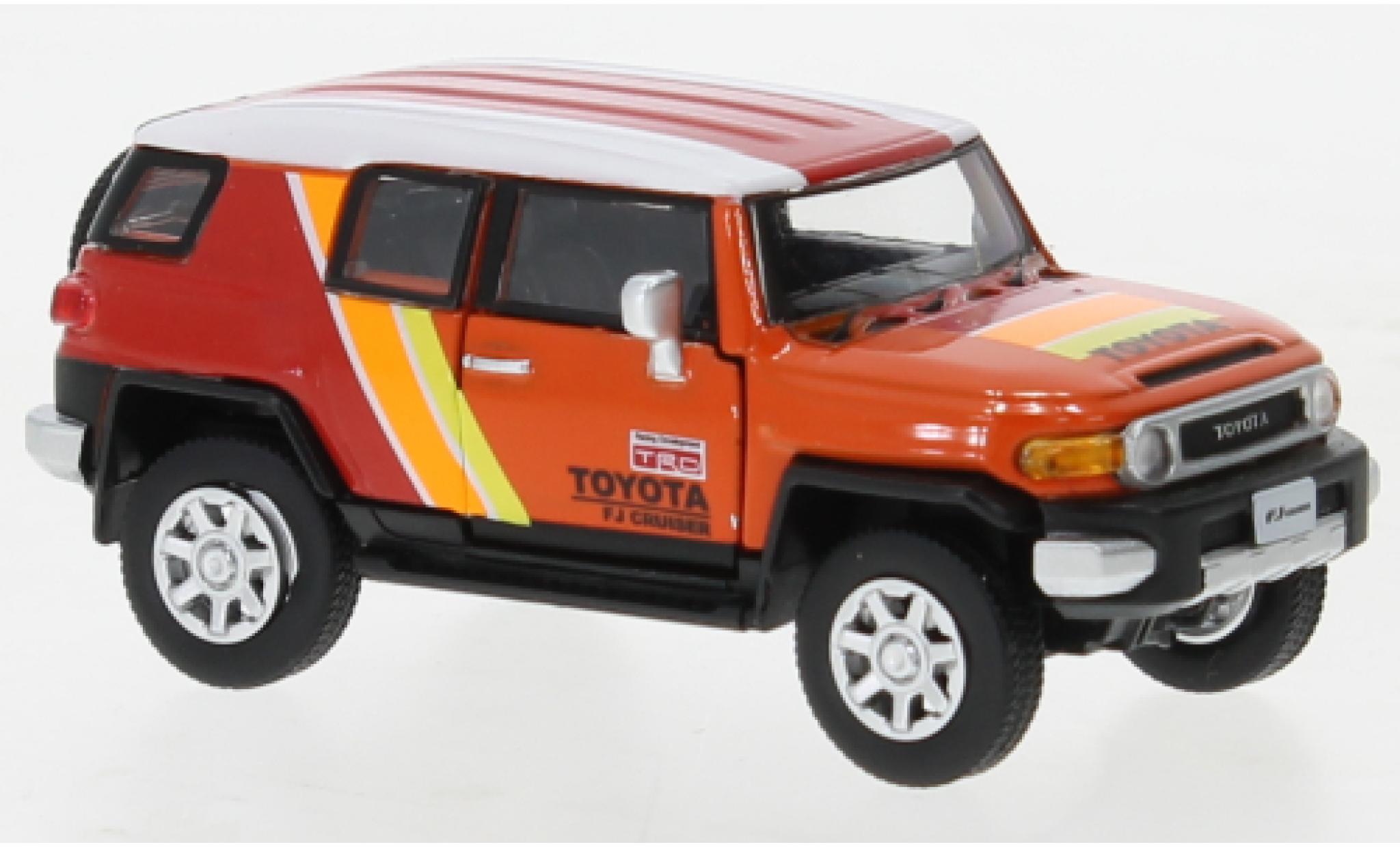 Toyota FJ Cruiser 1/64 BM Creations oranje/D&eacute;corer 2015 modelauto