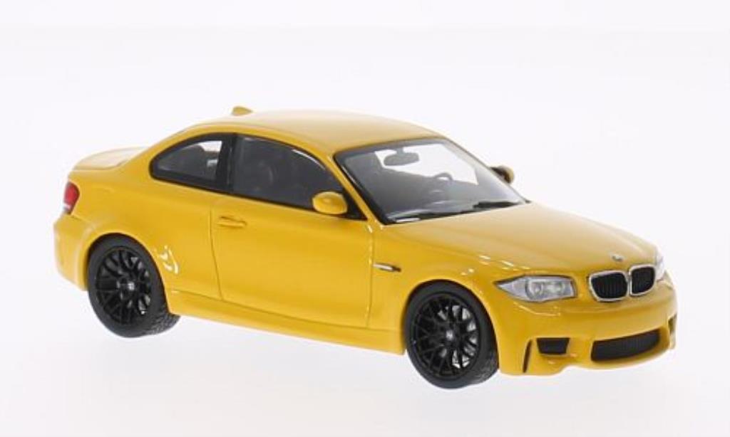 Bmw 1M 1/43 Minichamps Coupe geel 2011 E82 modelauto