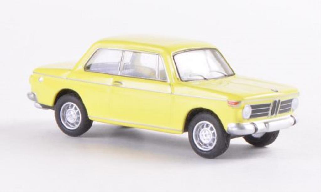 Bmw 2002 1/87 Bub Sedan geel modelauto