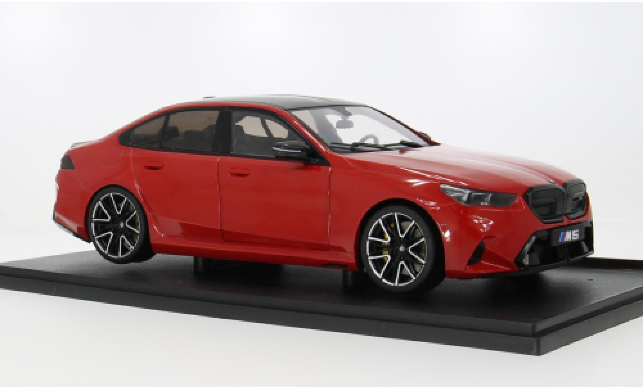 Bmw M5 1/18 Solido (G90) rood 2025 1:18 modelauto